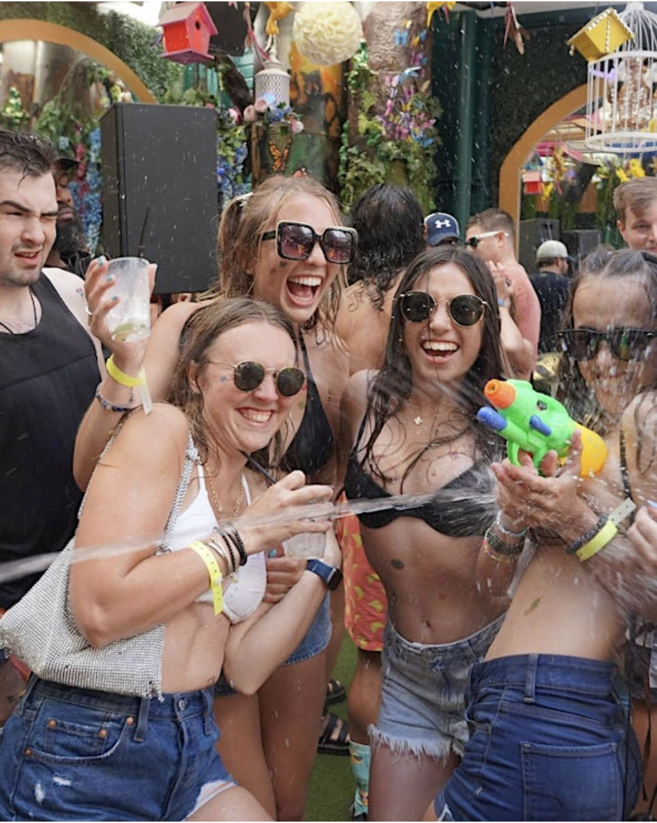 Weekend Buzz: Aug. 13, 2025